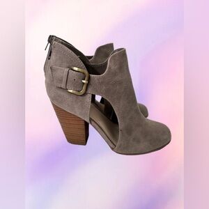Fergalicious Tan Cut-Out Booties - US 6